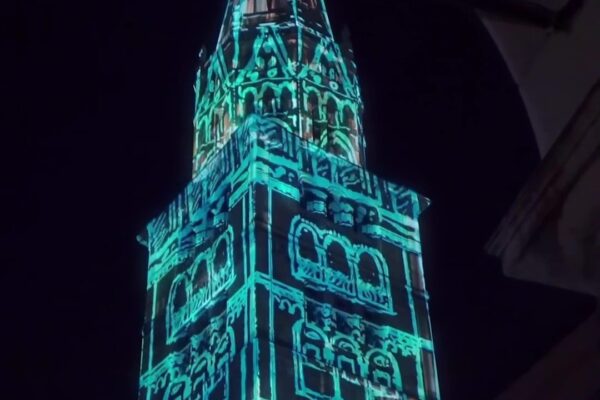 videomapping-ghirlandina (3) videomapping-ghirlandina (3)